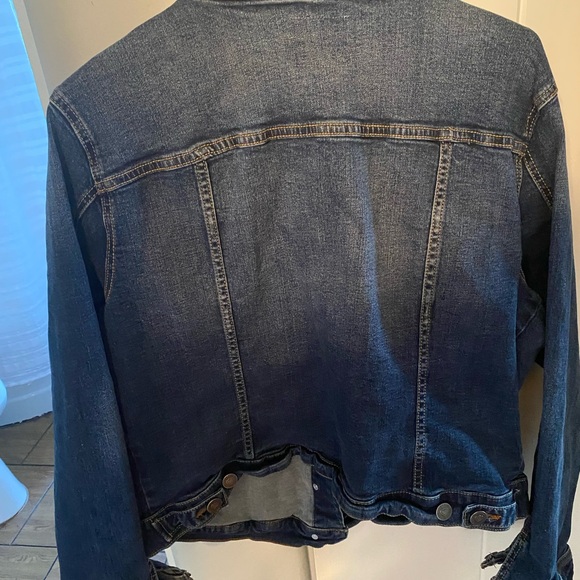 Jean jacket - Picture 2 of 3